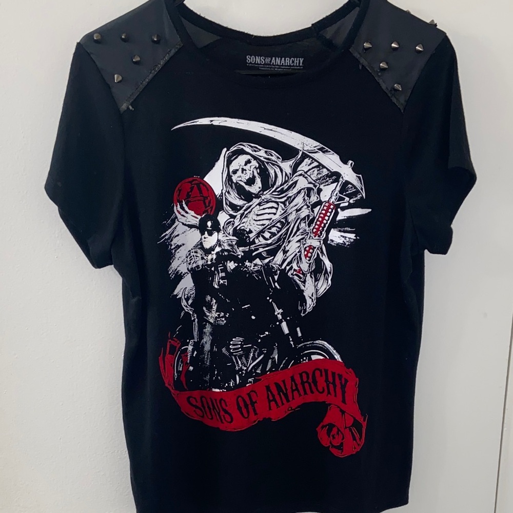 Sons of Anarchy shirt with spikes.